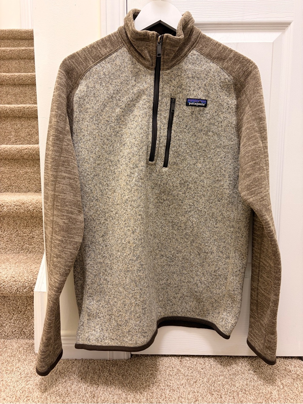 Patagonia Quarter-Zip Pullover (Men’s Size Medium)